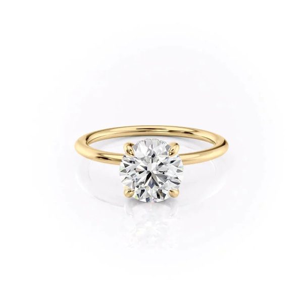 The Kamellie Set With A 4.5 Carat Round Moissanite Online Sale